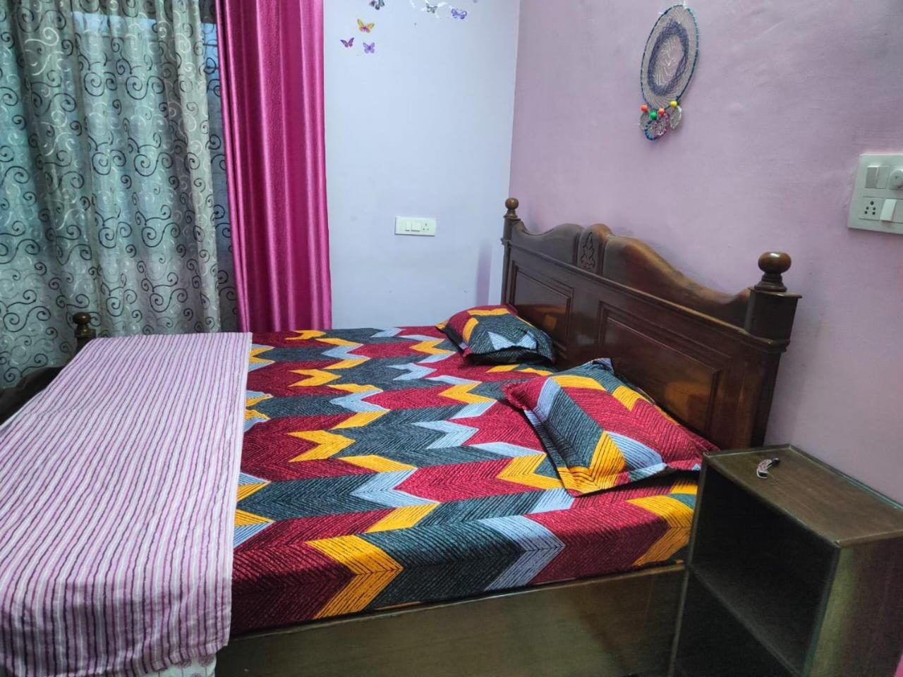 Nature View Homestay Dehradun Phòng bức ảnh